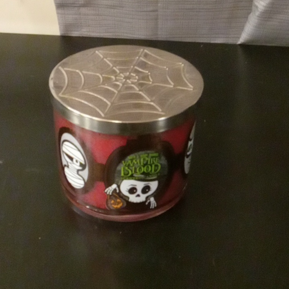 Bath and body work candle